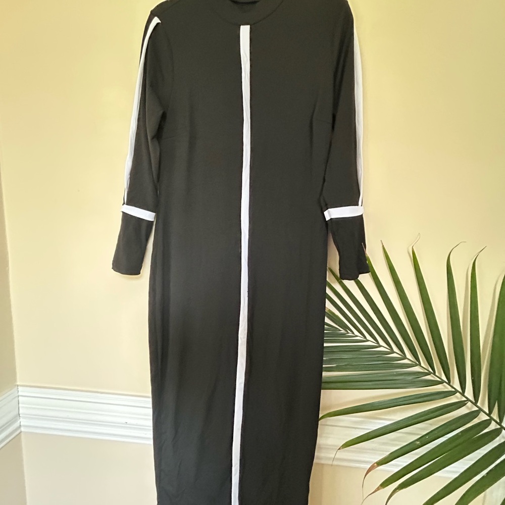 SHEIN Black Long Sleeve Dress with White Stripes